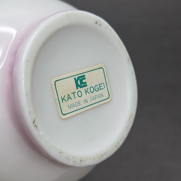 Kato Kogei 5-1/2in Porcelain Bud Vase Puppies Pitcher Small Shelf Desk Decor - Picture 6 of 9